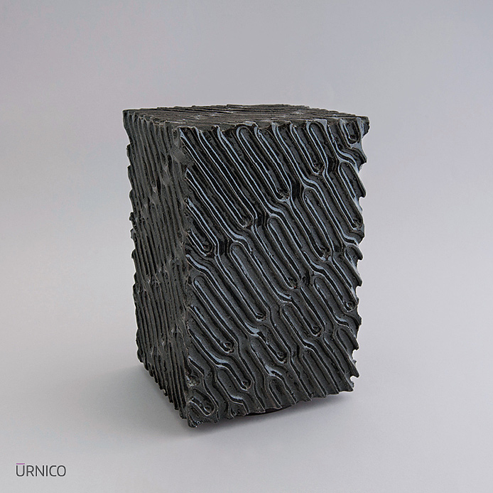 Ceramic Urn Brick Fielder 3l Black Star